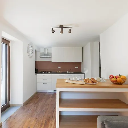 Casa Lidia Apartman *